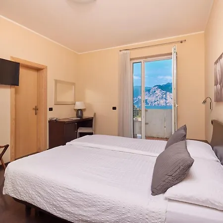 Hotel Smeralda Malcesine